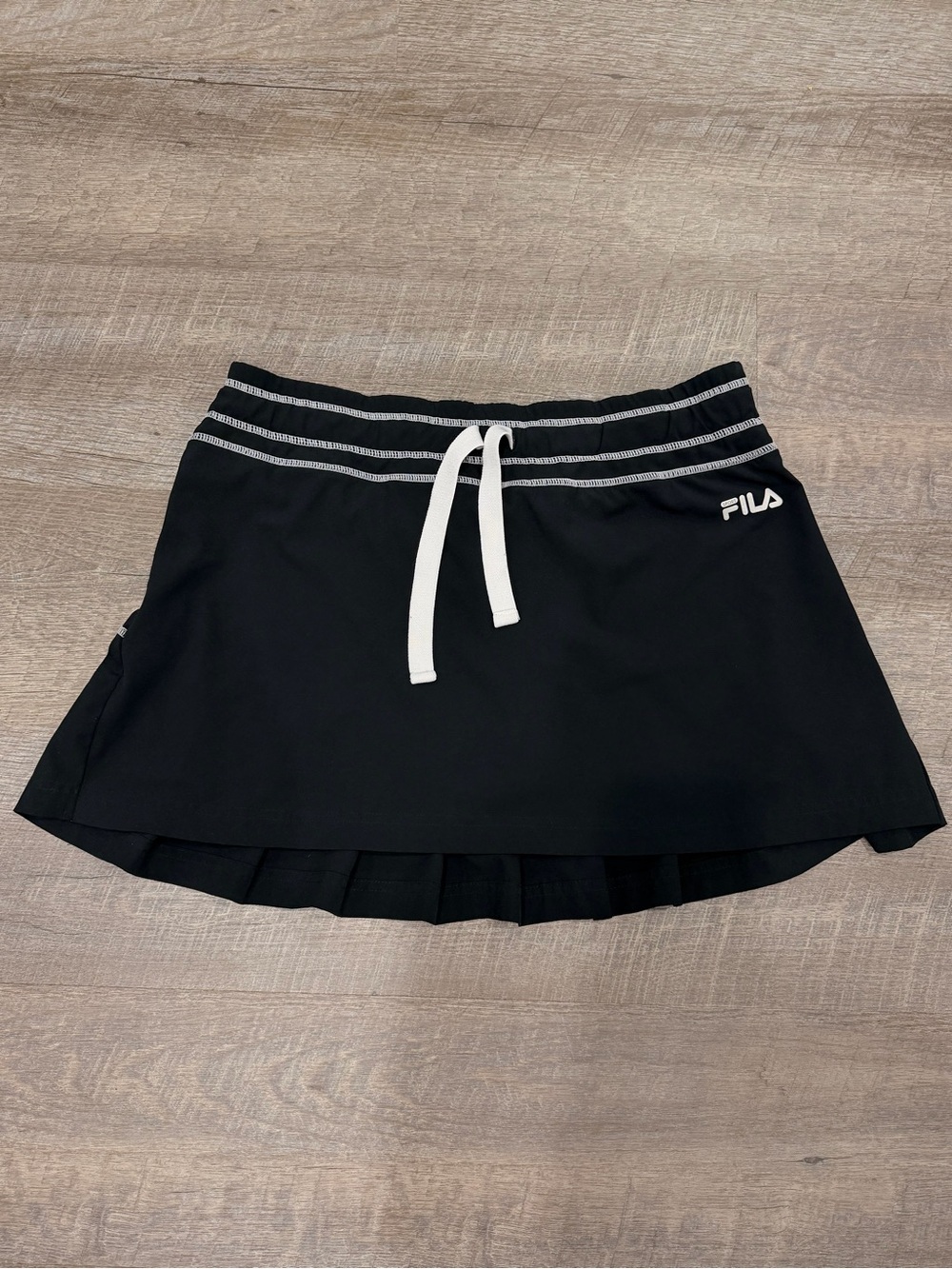 FILA Sport Black Tennis Golf Skort Size L Athleasure Pleated Pickleball Sporty